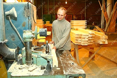 производство,деревообрабатывающая промышленность,древесина,рабочий