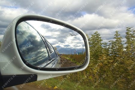 автомобиль,зеркало,времена года,золотая осень,отражение,туча,облако,небо