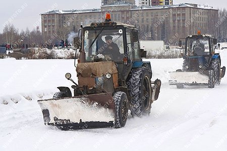 трактор,спецтехника,снегоуборочная техника