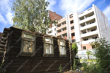 строительство,новостройка,деревянный дом,ветхое жилье,город Ижевск