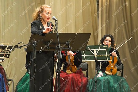 музыкальный фестиваль,на родине Чайковского,2011,вивальди-оркестр,музыкант,культура,Светлана Безродная