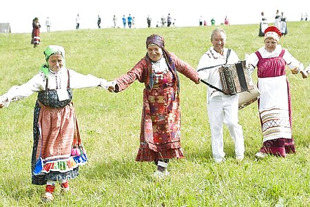 Воршуд,Бурановские бабушки,национальность,костюм,удмурты,традиция,хоровод,Байсарова