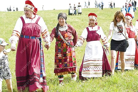 Воршуд,Бурановские бабушки,национальность,костюм,удмурты,традиция,хоровод,Конева
