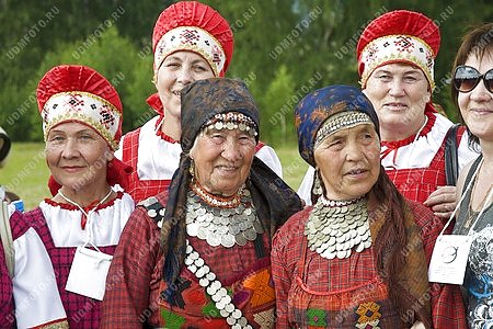 Воршуд,Бурановские бабушки,национальность,костюм,удмурты,традиция,Конева,Шкляева