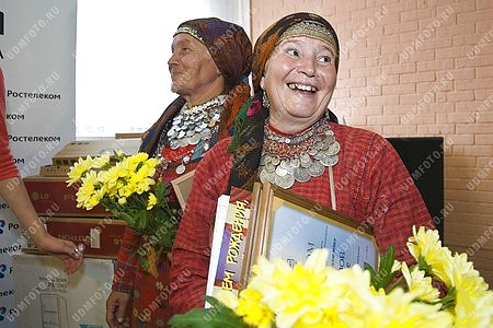 Бурановские бабушки в МВЕУ,Бегишева